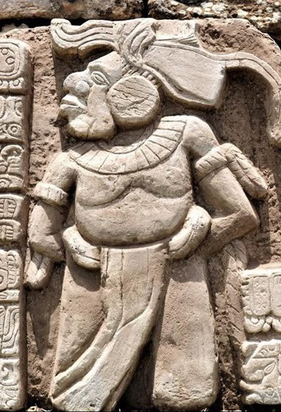 Hallada una cripta en la ciudad maya de Toniná donde tenían lugar ritos funerarios