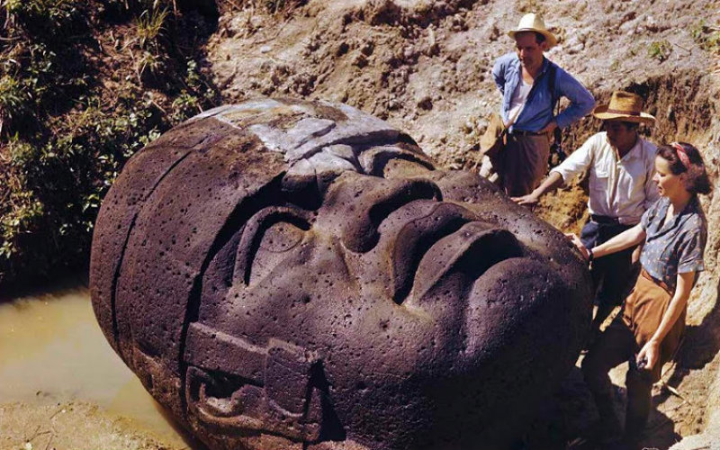 El hallazgo de las colosales cabezas olmecas de piedra en La Venta