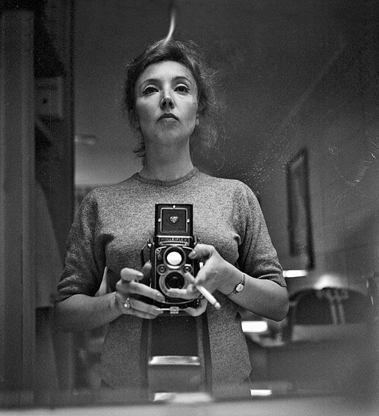 Autorretrato de Orana Fallaci realizado en el an~o 1960.