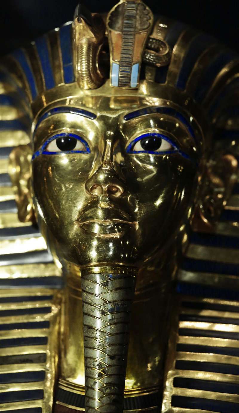 La M scara De Tutankam n El Gran Tesoro Del Egipto Fara nico la-m-scara-de-tutankam-n-el-gran-tesoro-del-egipto-fara-nico