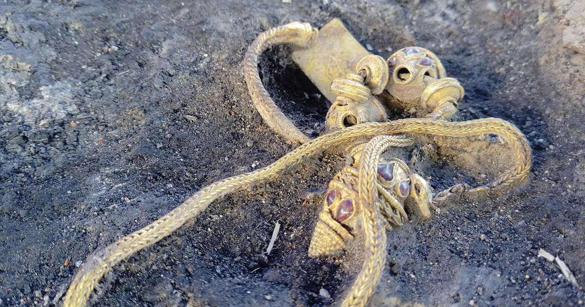 Hallan un magnífico tesoro en la tumba de un jinete tracio asociado a las tropas romanas