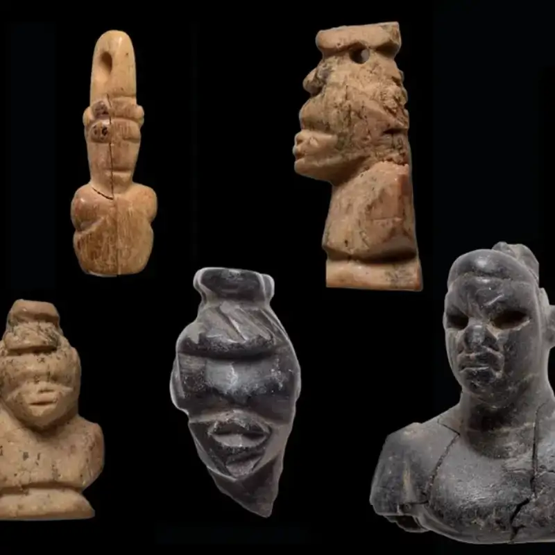 Descubren unas extrañas tallas de madera con rasgos africanos en una tumba en Israel