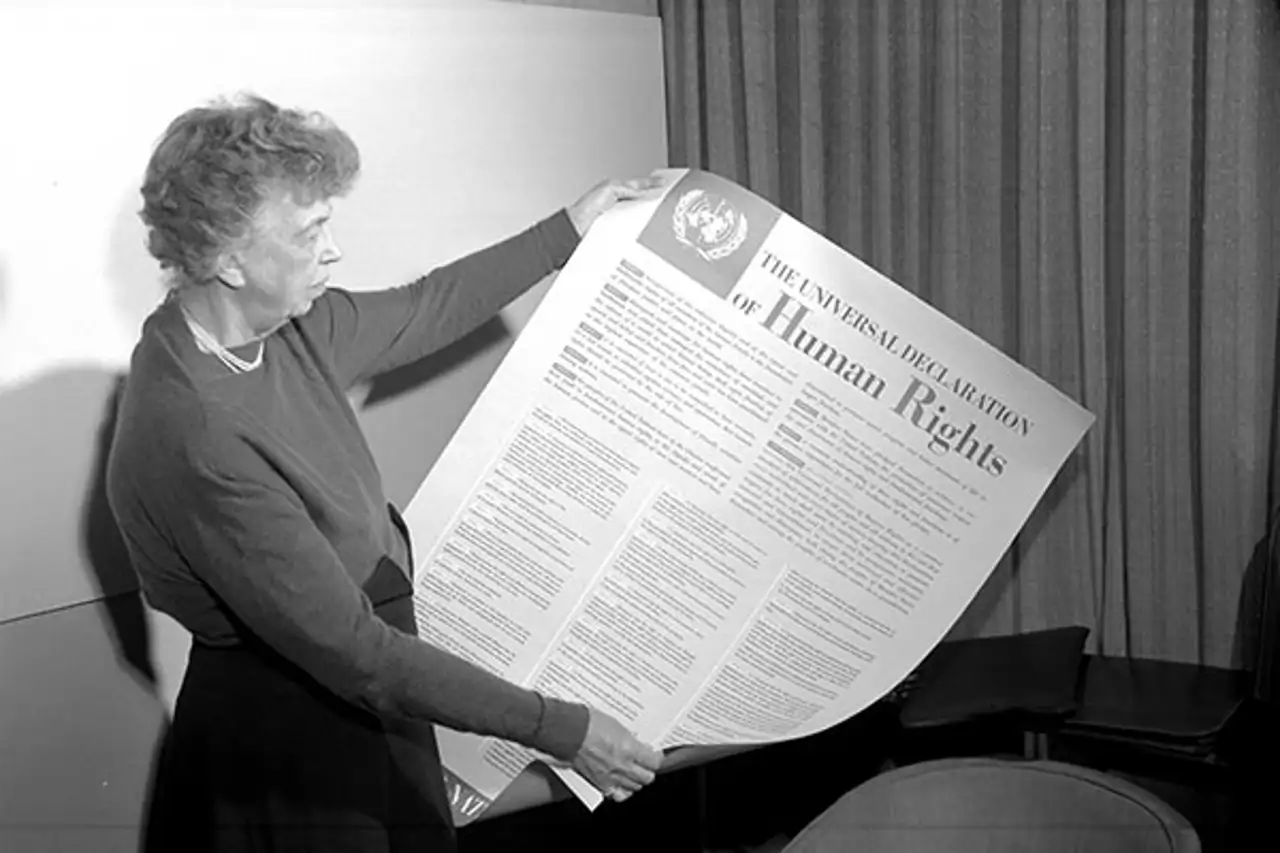 Eleanor Roosevelt: "Recuerda que nadie te puede hacer sentir inferior sin tu consentimiento”