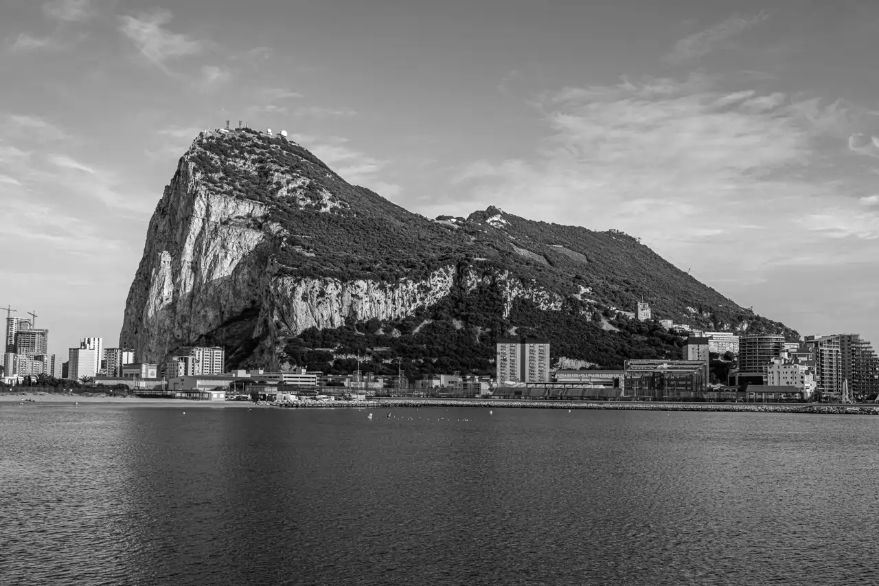 El origen y la evolución de la verja de Gibraltar