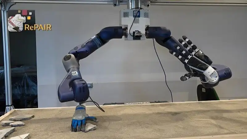 As&#237; es el robot que est&#225; ayudando a recomponer el mayor rompecabezas de la historia de Pompeya.&amp;nbsp;
