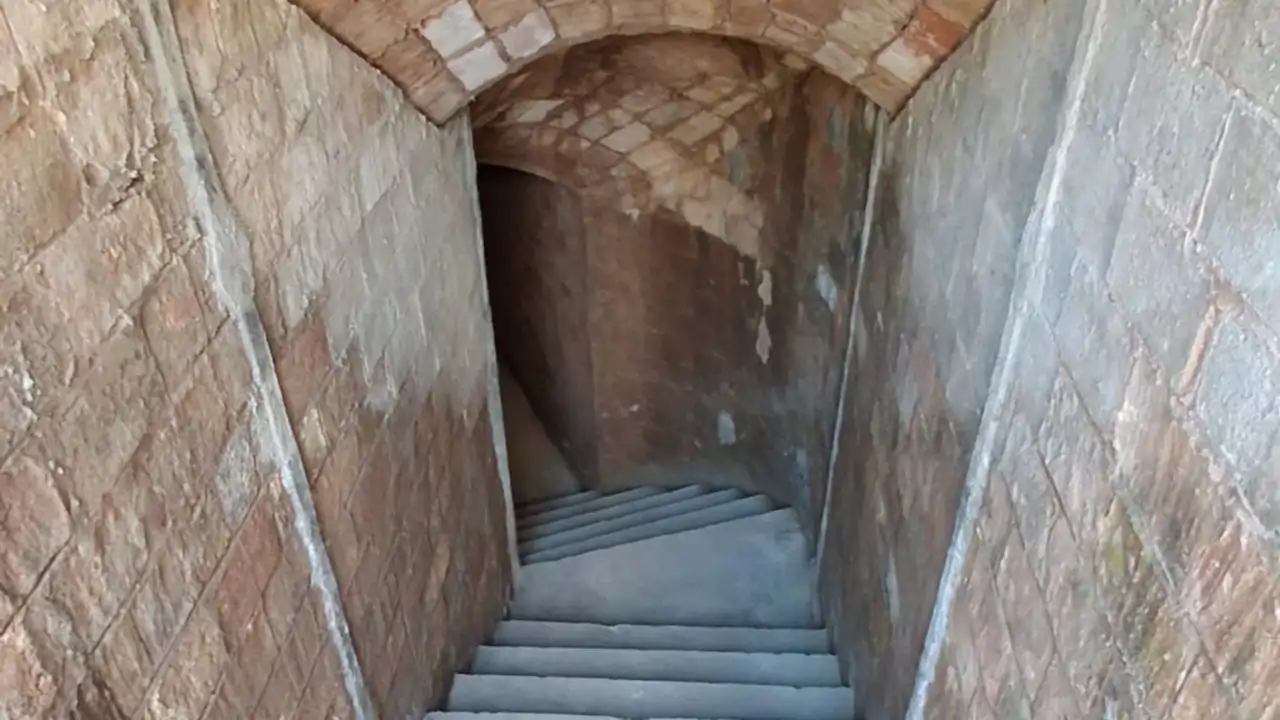 Hallan un refugio antiaéreo desconocido de la Guerra Civil durante las obras del AVE de La Sagrera (Barcelona)