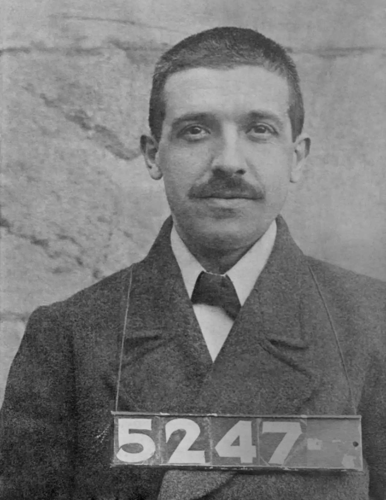 Charles Ponzi, un estafador con encanto