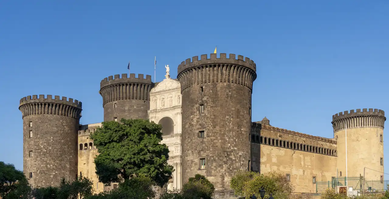 Castillos españoles en Italia y el recuerdo del Imperio