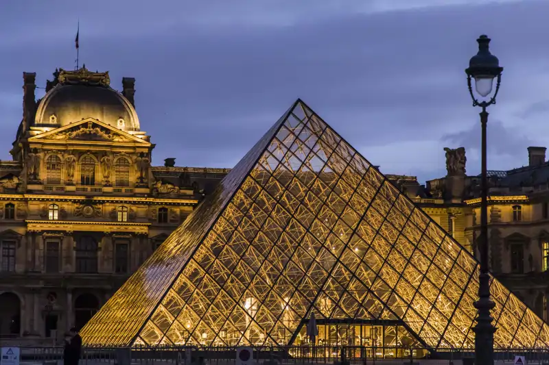 louvre