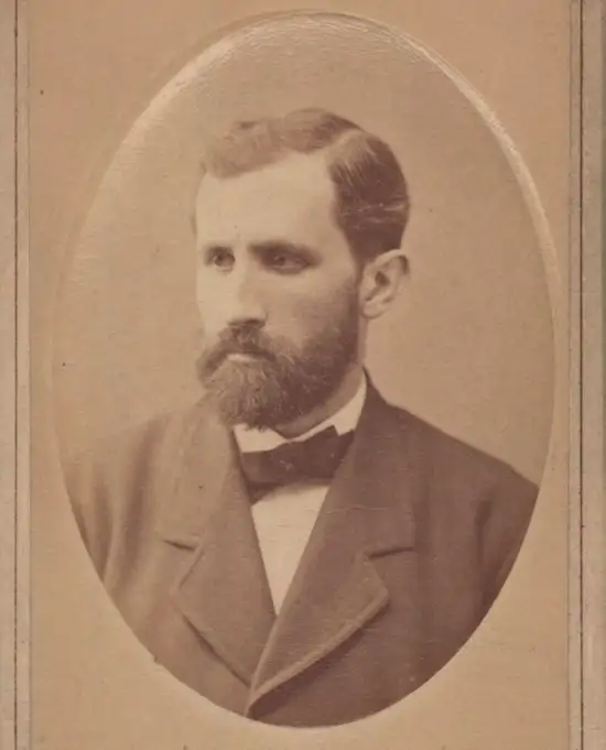 Una fotografía en blanco y negro del médico y biólogo suizo Friedrich Miescher. Fue el primer científico en descubrir el ácido nucleico en 1869.