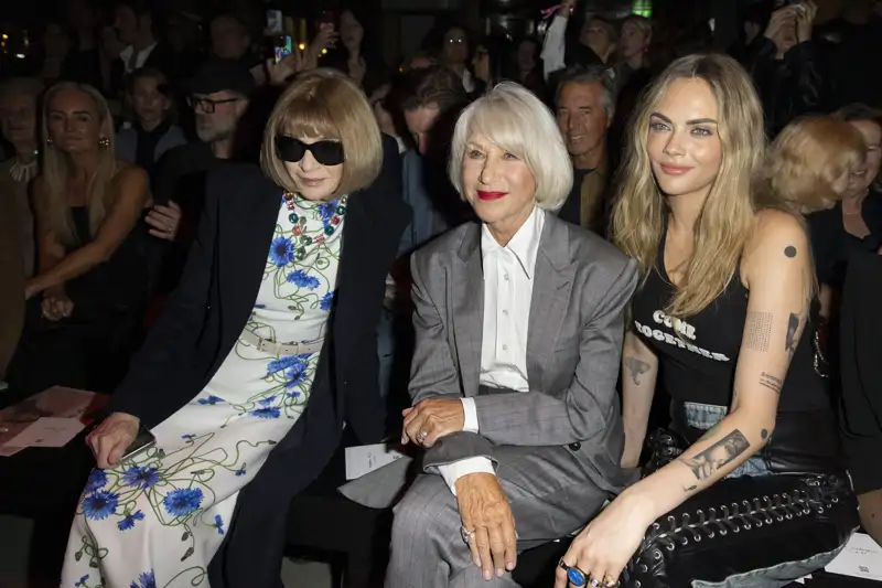 Anna Wintour, Helen Mirren et Cara Delevingneâ  Front Row of the Stella McCar