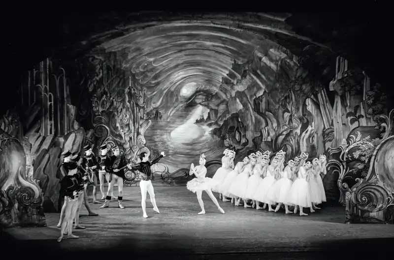 Escena de El lago de los cisnes