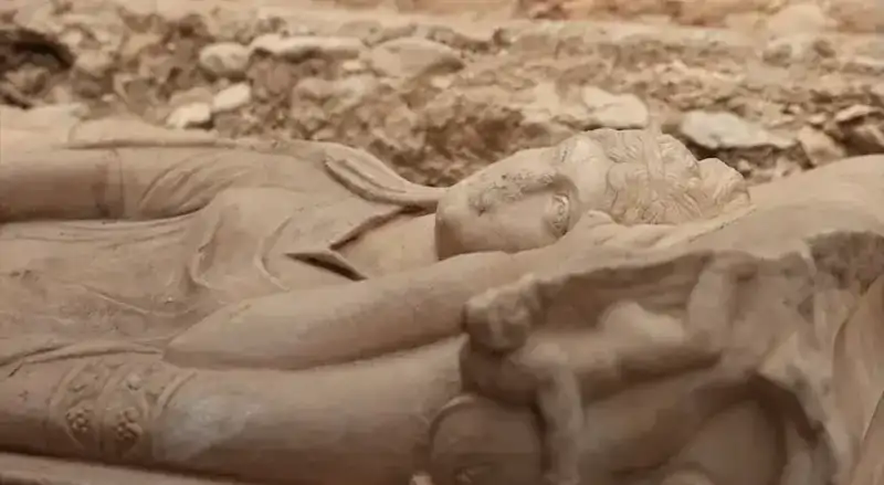 tumba monumental2
